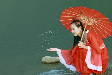 SeductionatLustatMidnight完整版未删减